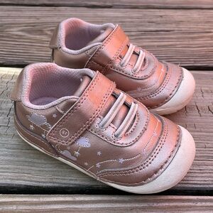 {Stride Rite} soft motion sneakers